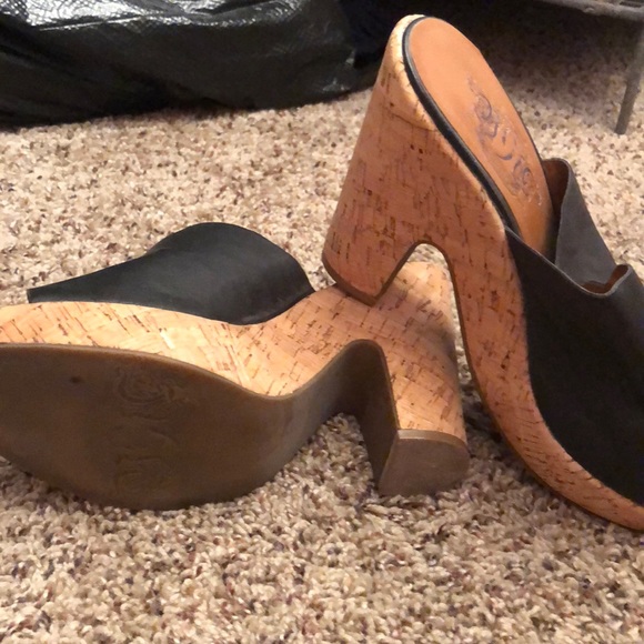 Nine West - Picture 4 of 4